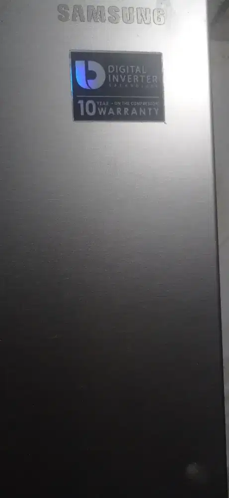 Sharp inverter kulkas 2.pintu kondisi nga Dingin