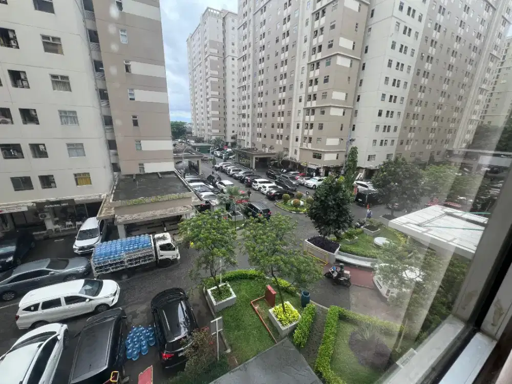 Dibutuhkan Host merangkap Admin perempuan muslimah