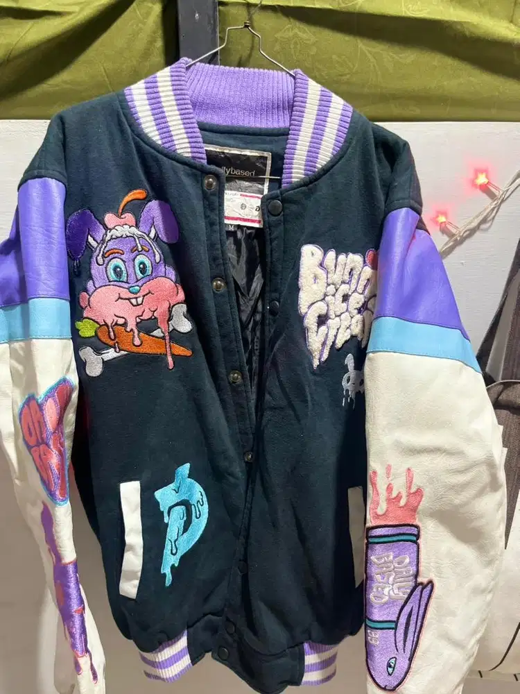 Varsity daily baseed