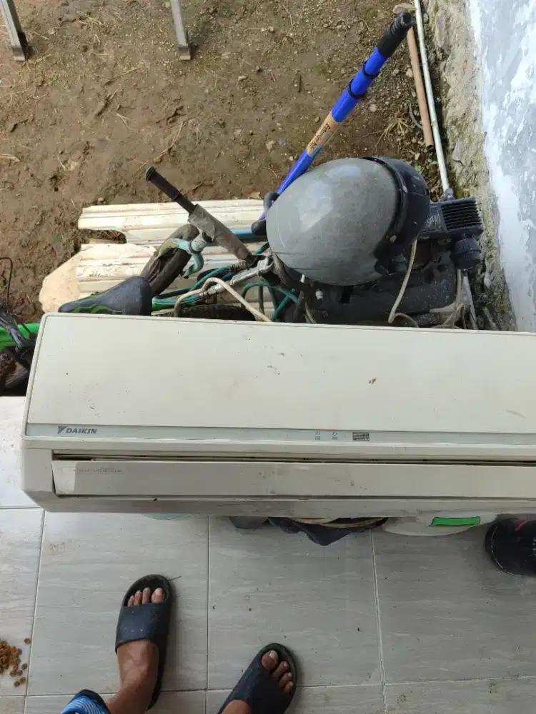 3 Unit AC Split 1 pk & 0.5 pk