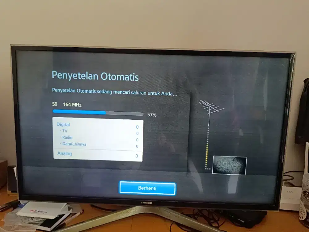 TV LED Samsung 32 type ua32h6400aw Seri Tinggi