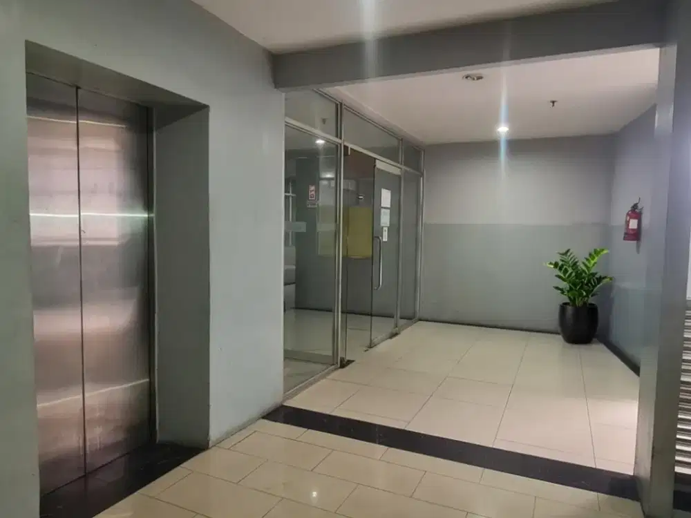 DISEWAKAN RUANG KANTOR, APARTEMEN MENTENG SQUARE TOWER A, MATRAMAN, PROKLAMASI, SALEMBA, JAKARTA PUSAT