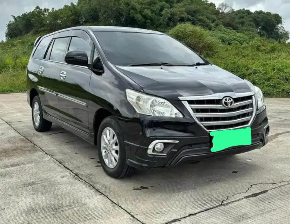 Kijang Innova 2,0 at 2014