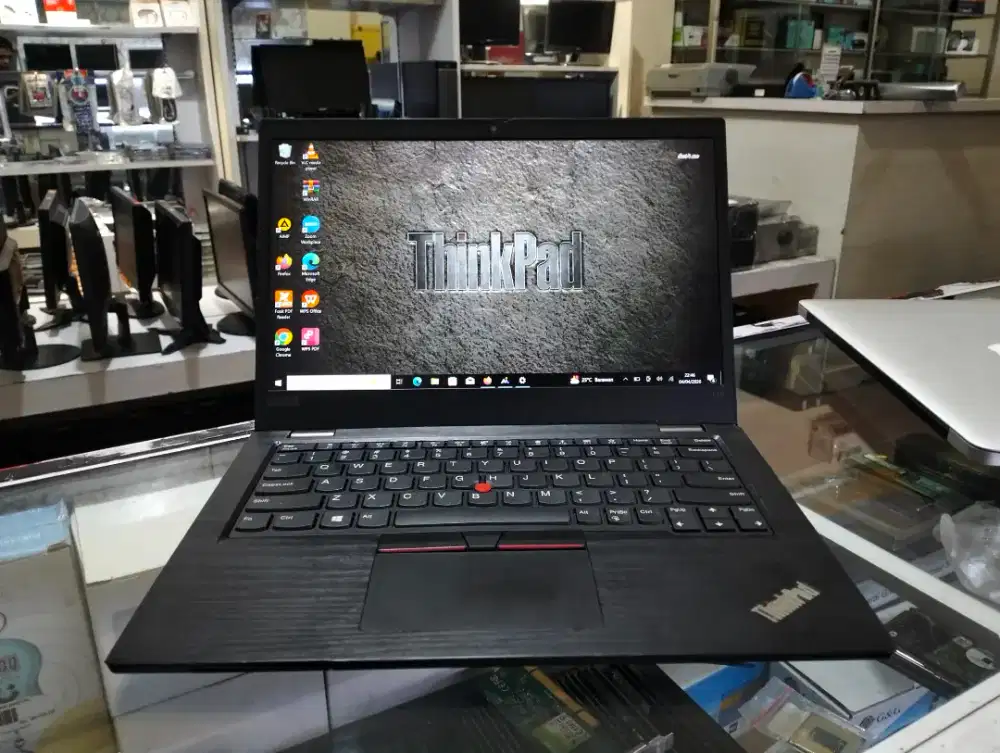 Lenovo ThinkPad L13
Intel Core i5 Gen 11 Touchscreen