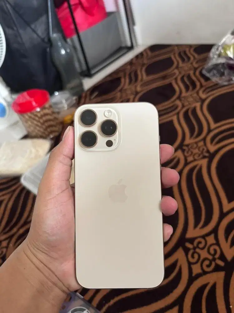 Iphone 16 PM, IBOX, pemakaian sendiri dan masih baru