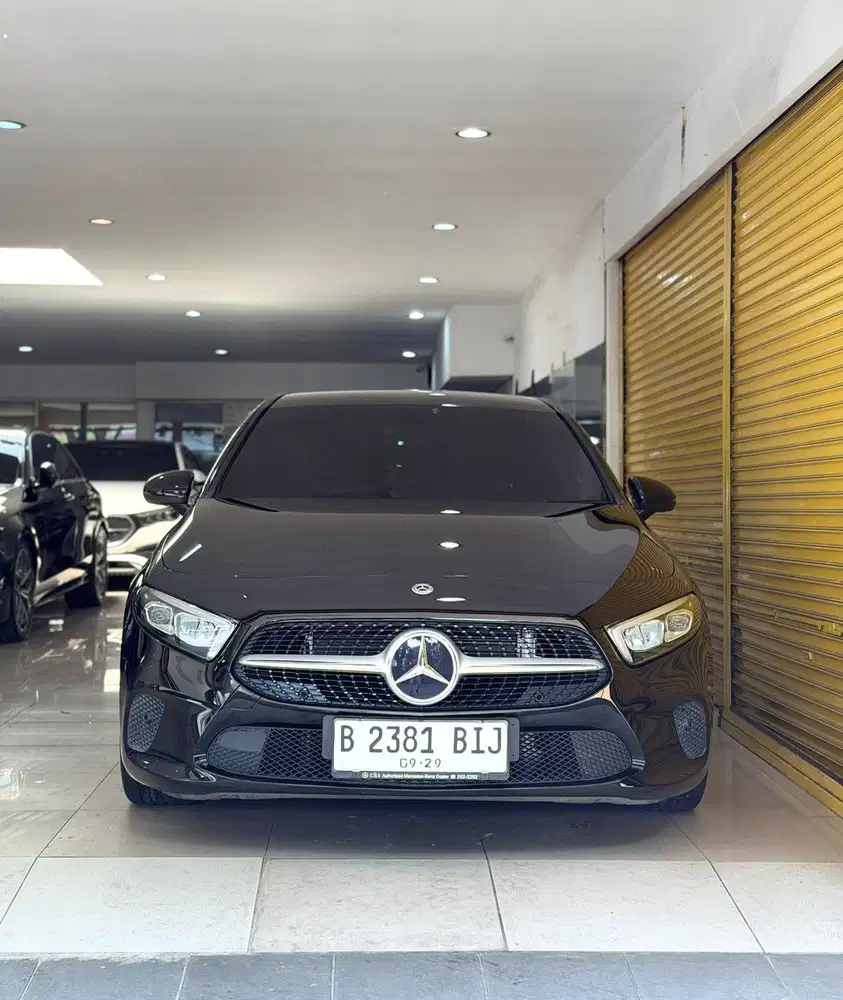 Mercedes A200 1.3 Progessive Line Hatchback 2018 Hitam Vieta Motor