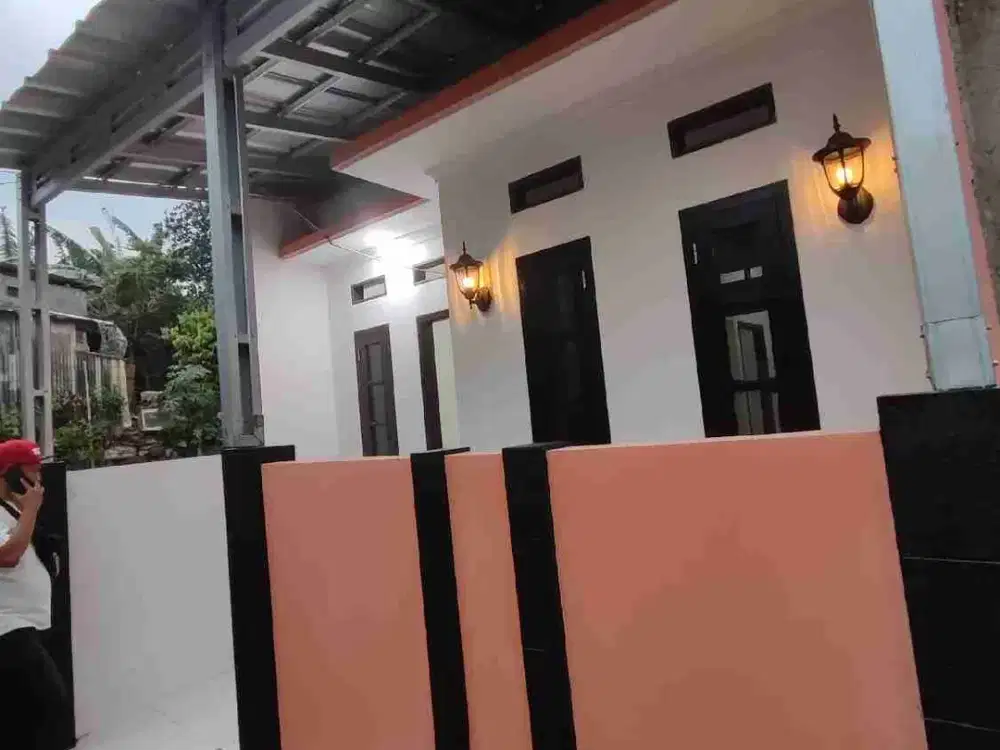 RUMAH SIAP HUNI 2 KAMAR DILOKASI STRATEGIS DEKAT STASIUN HANYA 100 JUTAAN