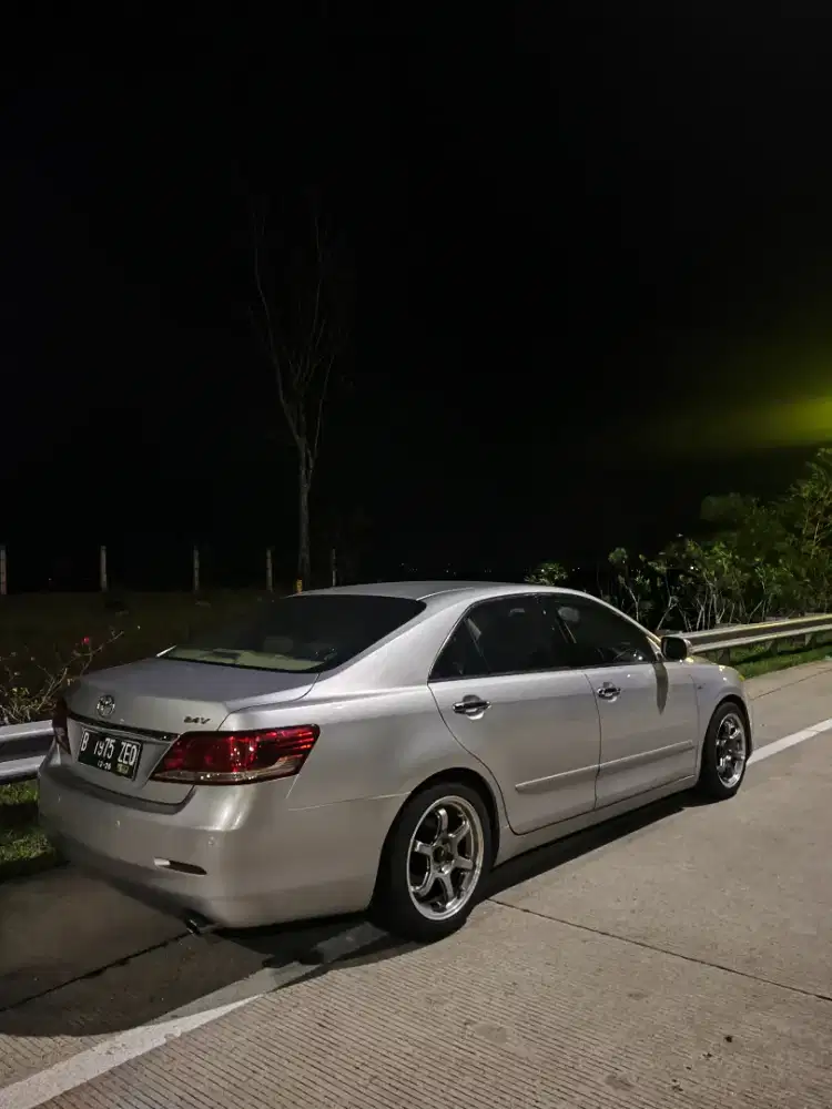 TOYOTA CAMRY V 2.4 TH. 2010