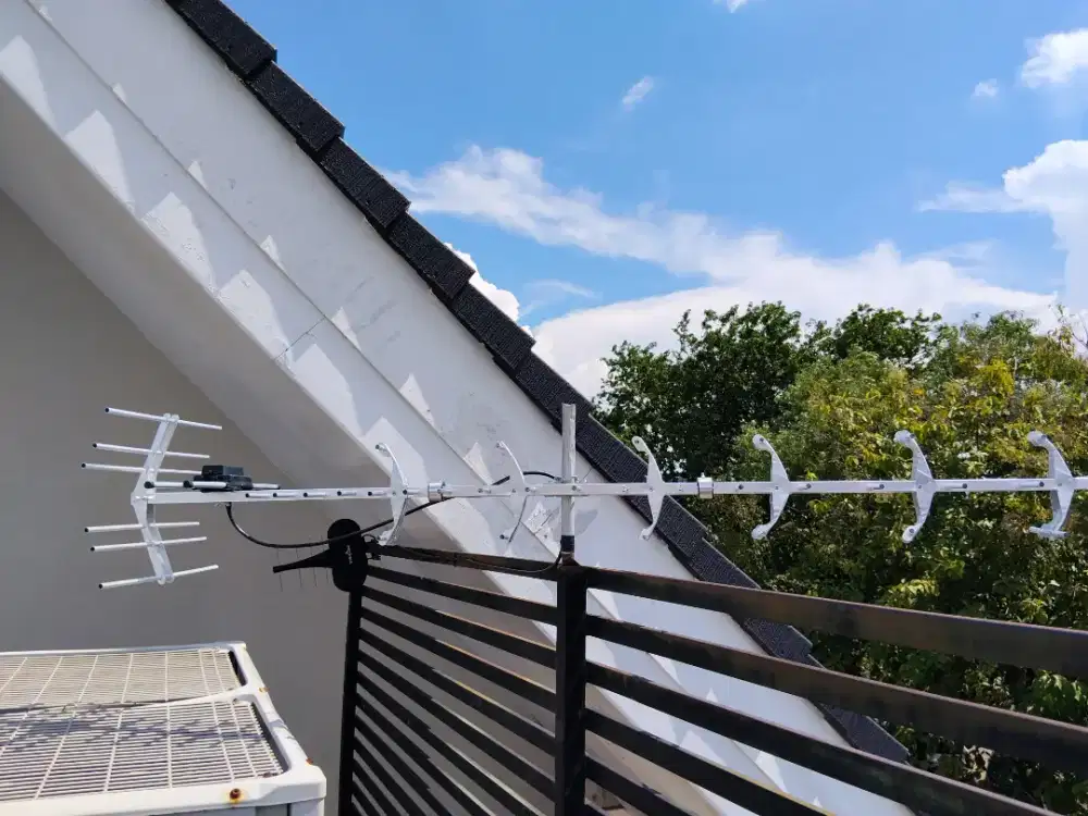 Pemasangan, servis, antena TV Digital, CCTV.