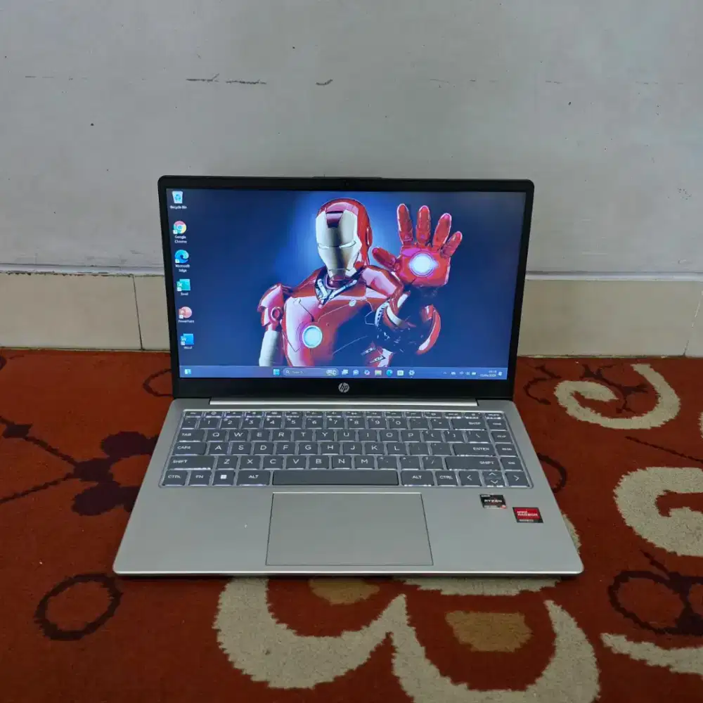 HP Ryzen 5-7530U RAM 8GB/512GB FHD Roblox Lancar