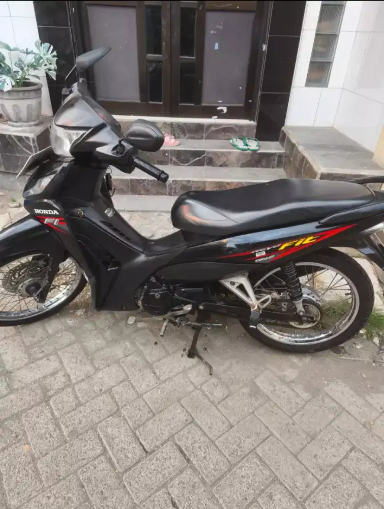 Dijual Revo fit tahun 2019