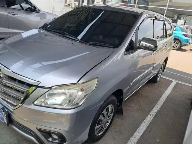 DP RENDAH Toyota Kijang Innova 2.0 G Bensin-AT 2015 KYG