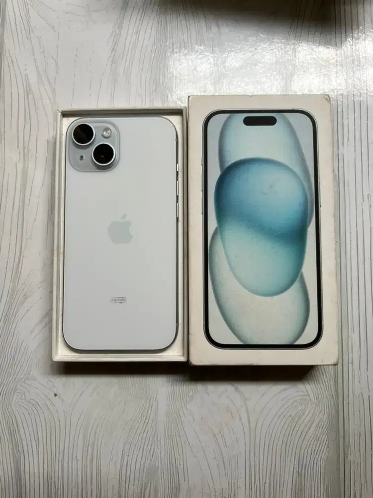 iPhone 15 128gb ibox