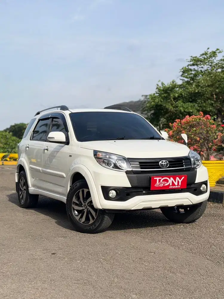 #Tony Mobil# Toyota New Rush G 2015 Putih
