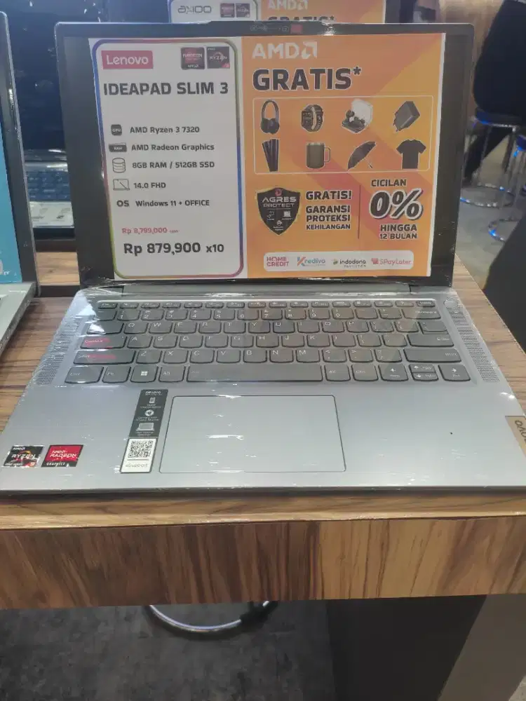 LENOVO IDEAPAD SLIM 3 ram 8 GB/512