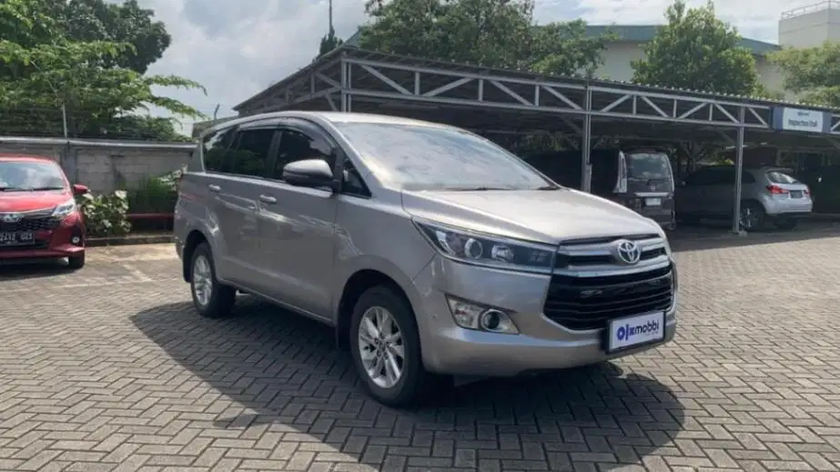 DP RENDAH - Toyota Kijang Innova 2.0 V Bensin-AT 2017 SSZK