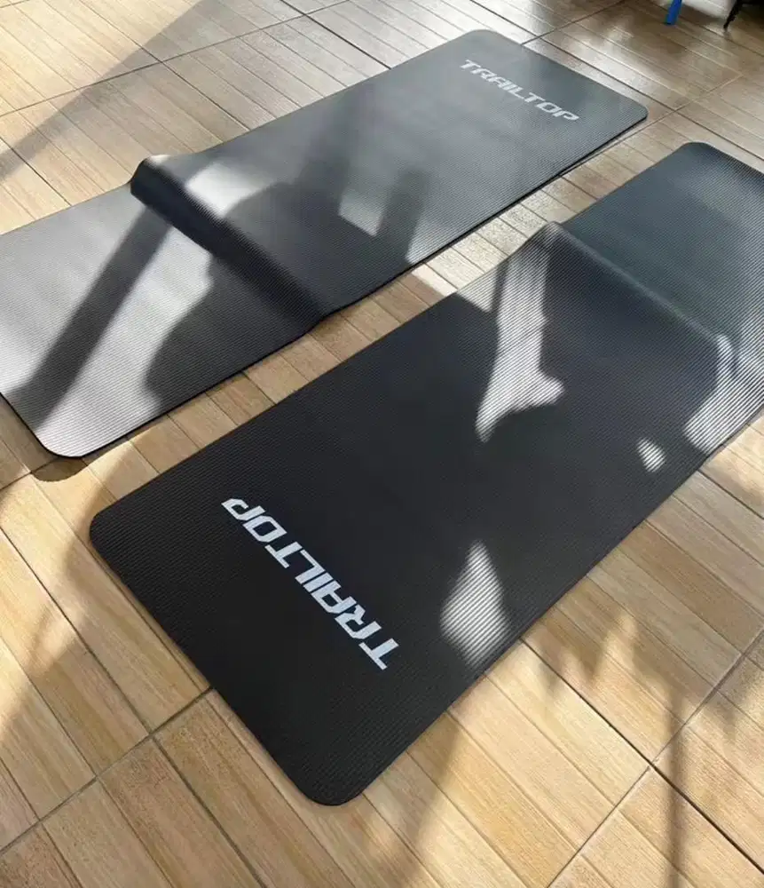 Preloved TRAILTOP Matras Olahraga