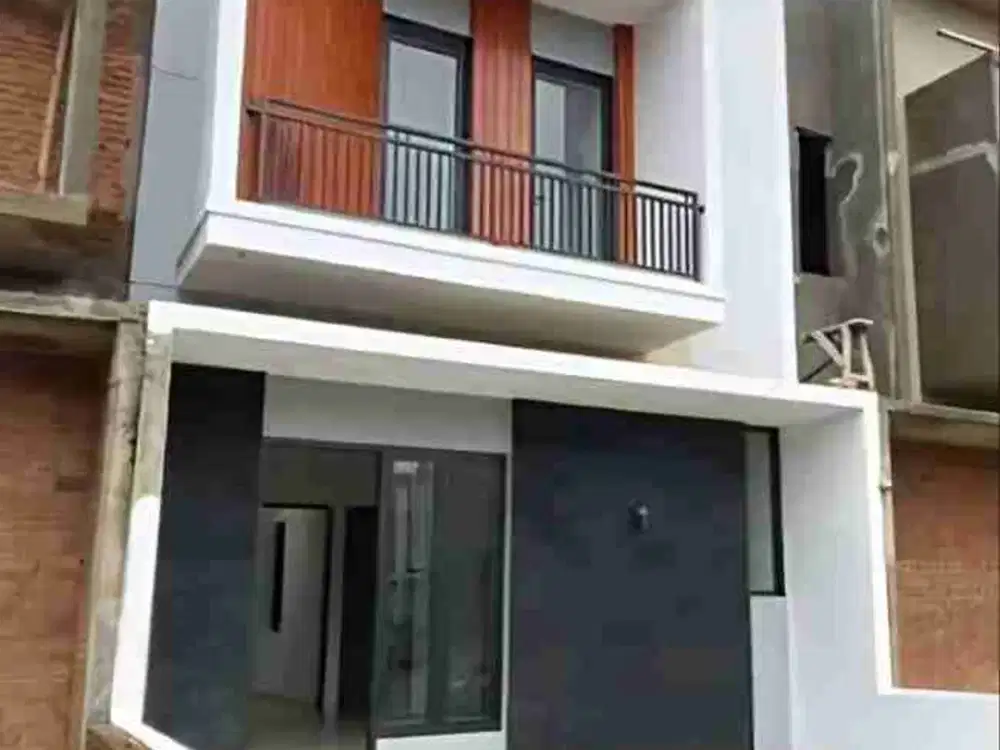 RUMAH MURAH 2 LANTAI PAKIS DEKAT BANDARA DAN KAMPUS BINUS