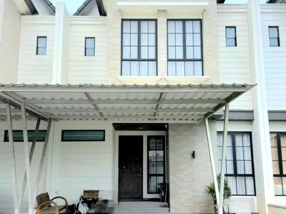 JUAL RUGI !  Rumah Siap Huni di SUVARNA SUTERA Cluster Bayu