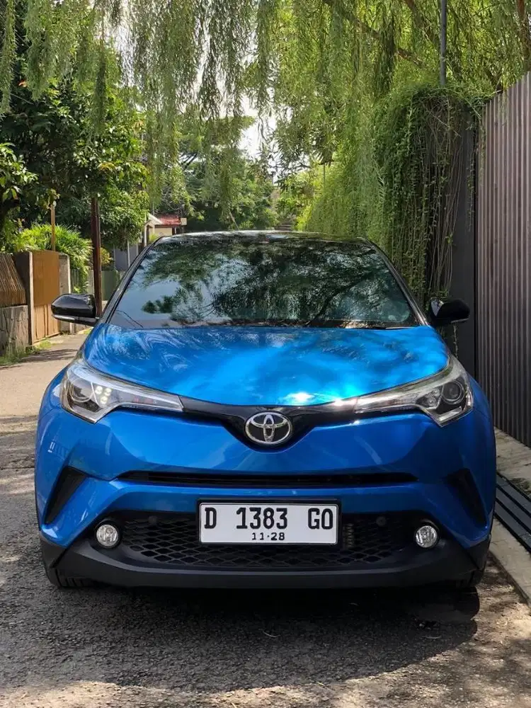 Antik! Toyota CH-R 1.8 LowKm 2018 bandung chr istimewa