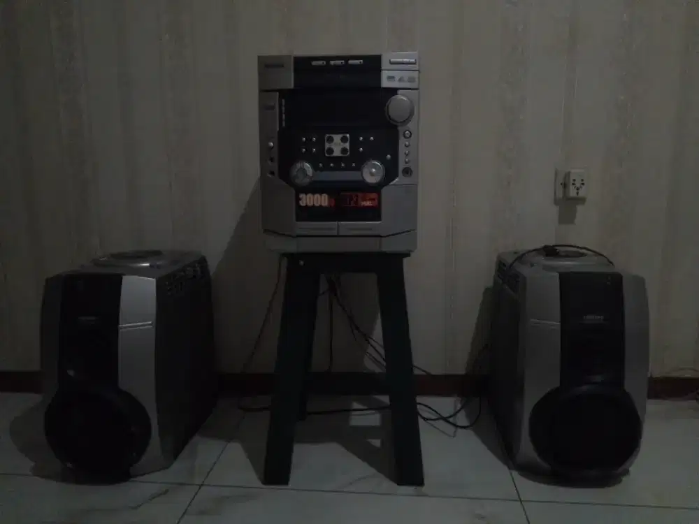 Jual cepat tape compo merk.samsung