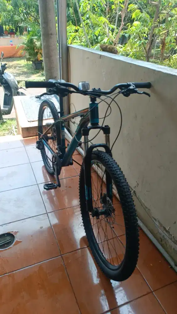 Sepeda Gunung Polygon Casade 4