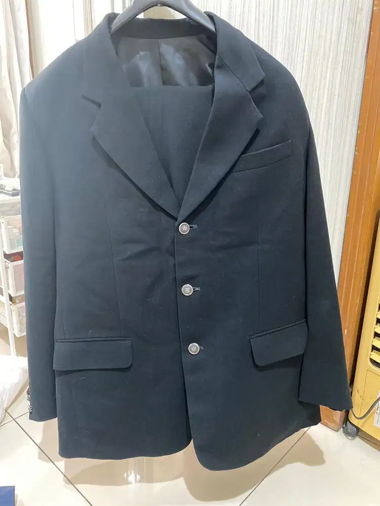 Setelan jas pengantin