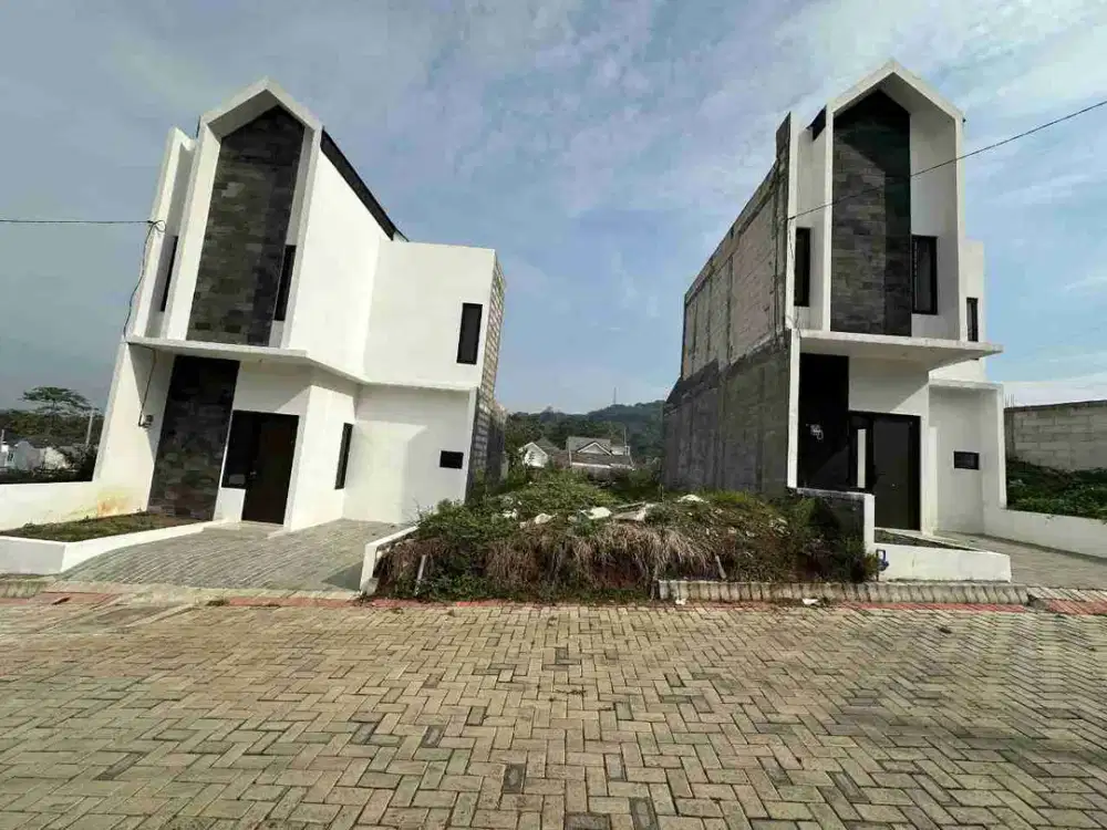 RUMAH VILLA LAWANG VIEW KEREN