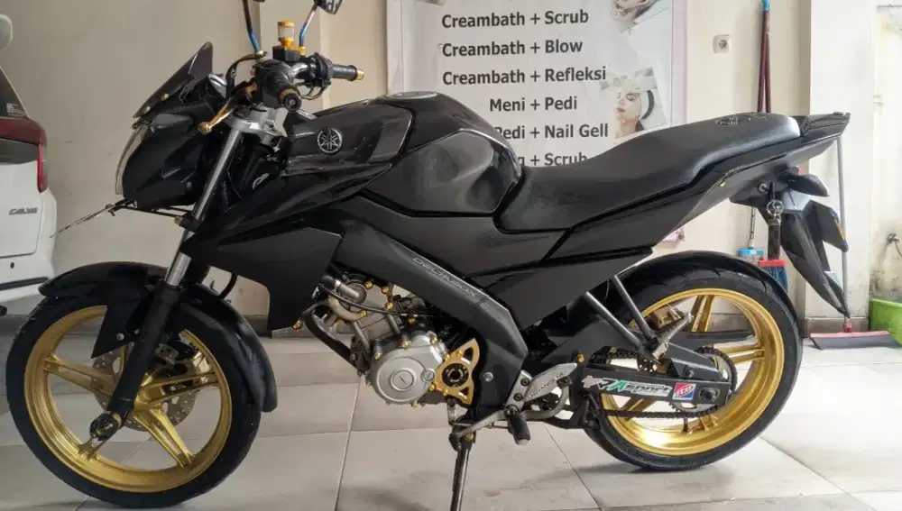 Motor Vixion 2013 Mulus lancar jayaa pemakaian jarangg siap.pakai