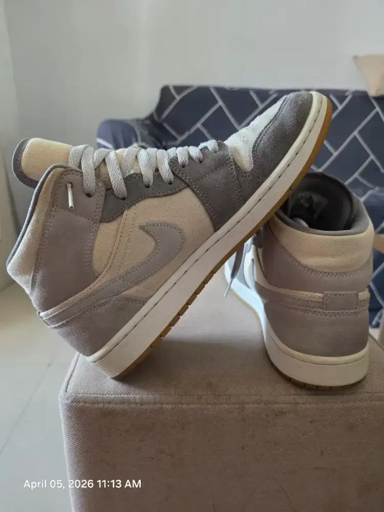 Jual Air Jordan 1 Mid SE Coconut Milk particle grey