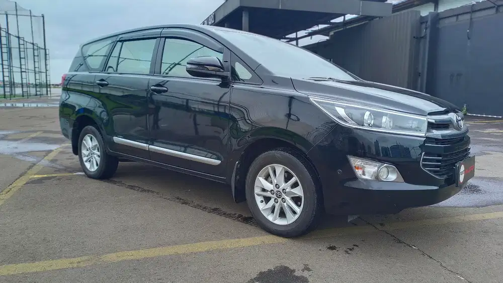 Toyota innova V AT DIESEL 2021