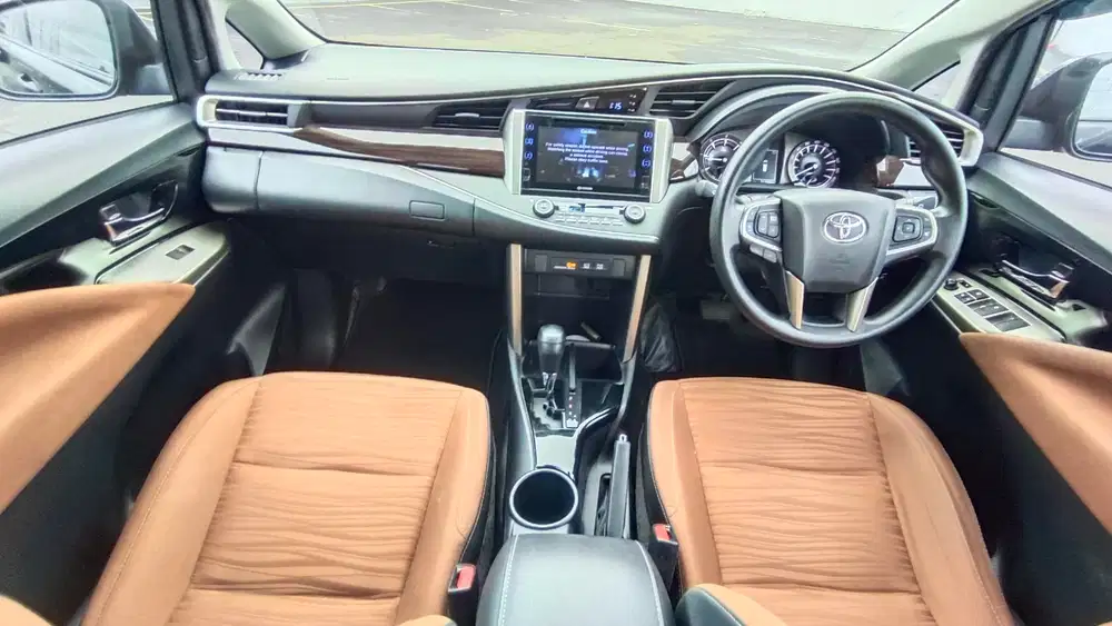 Toyota innova V AT DIESEL 2021