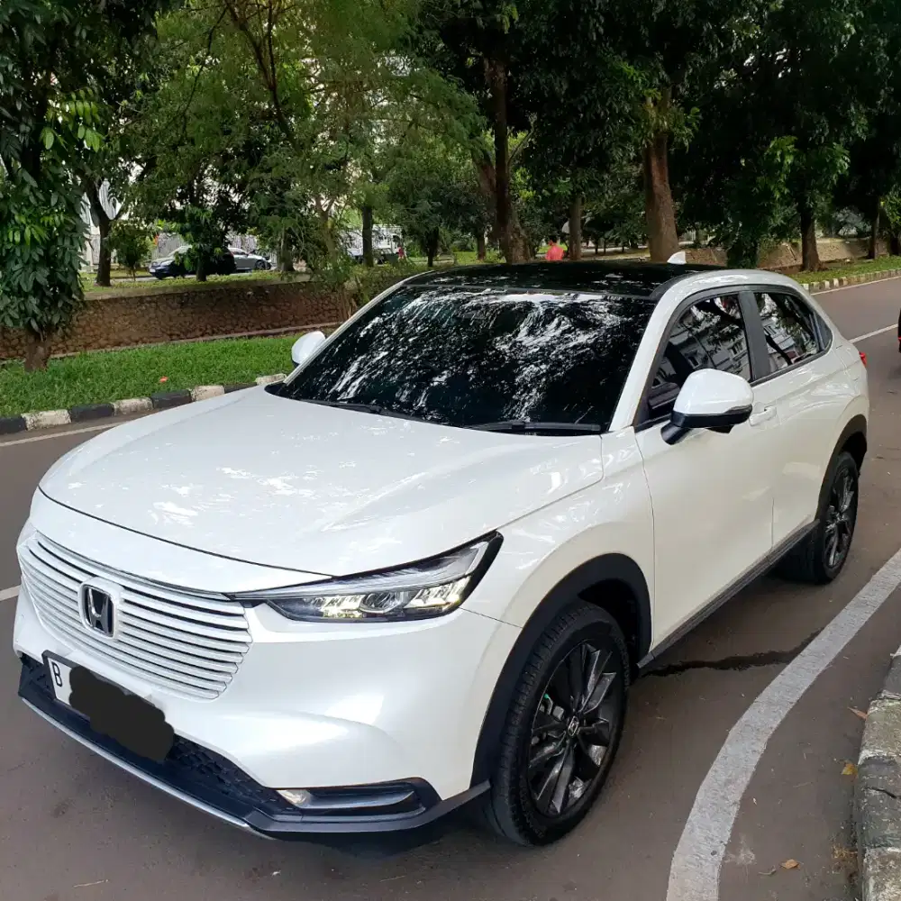 Km 10 ribu Perak Panoramic  ! Honda HRV New SE AT warna putih Favorit