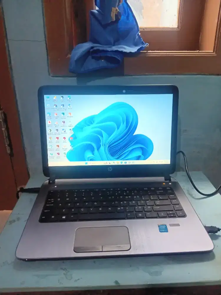Laptop HP Slim i7 gen 5 ssd