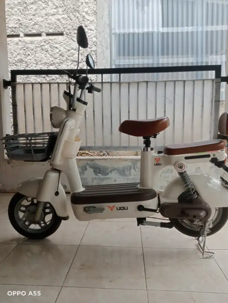 Sepeda listrik Uou