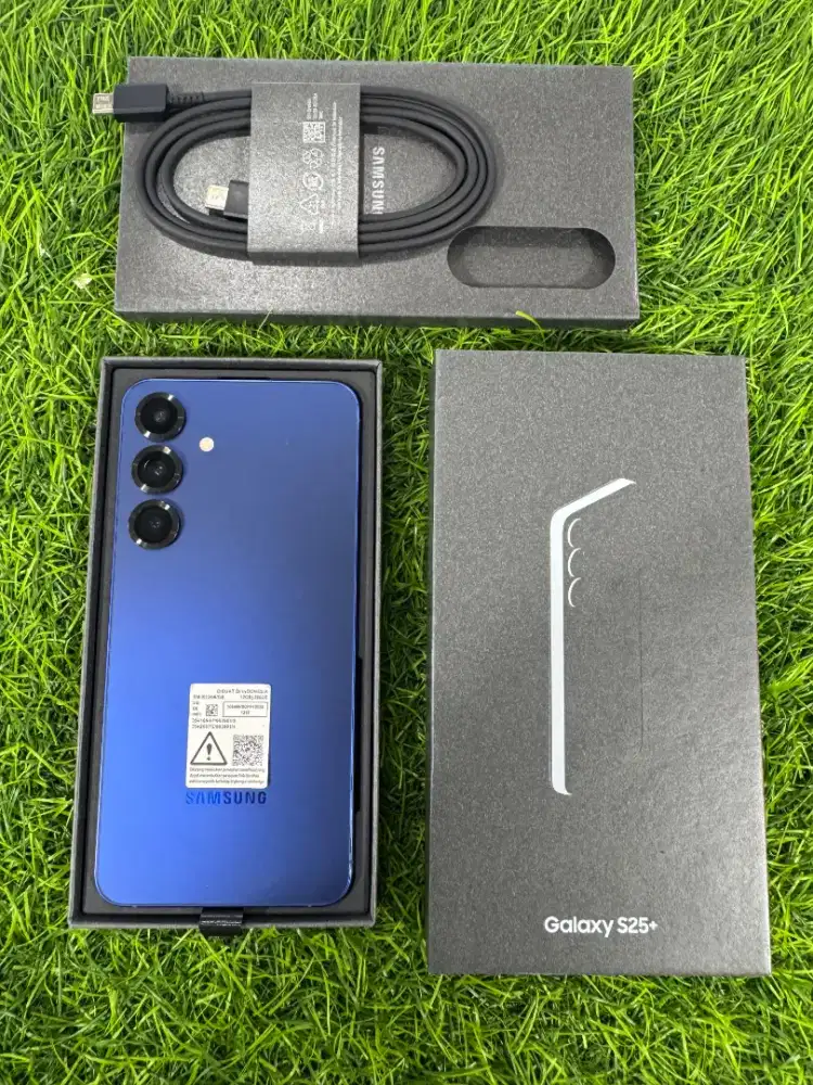 Samsung S25+ 12/256gb sein
Mulus
Perfect