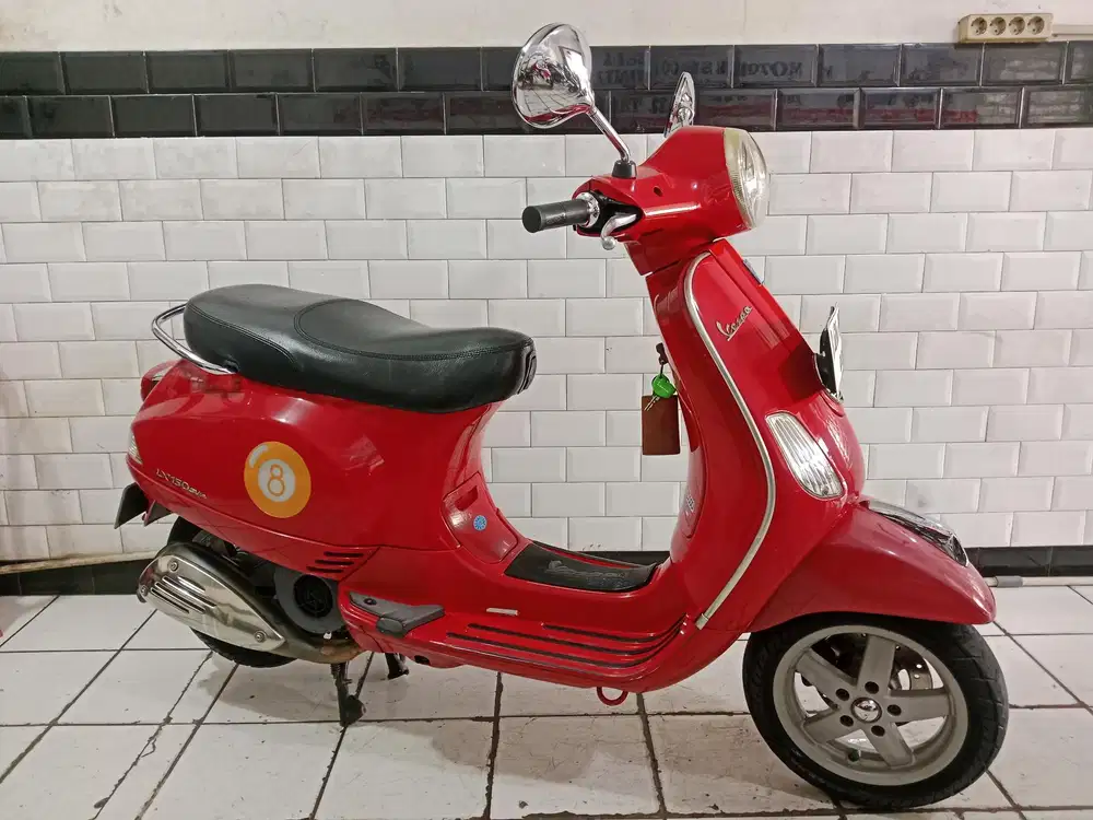 Piaggio Vespa lx150 2013 mesin terawat