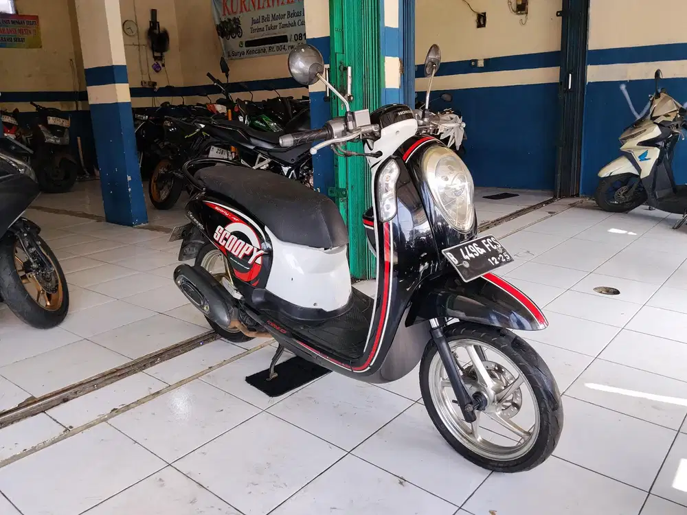 DIJUAL CEPAT HONDA SCOOPY ESP 2015 SURAT LENGKAP