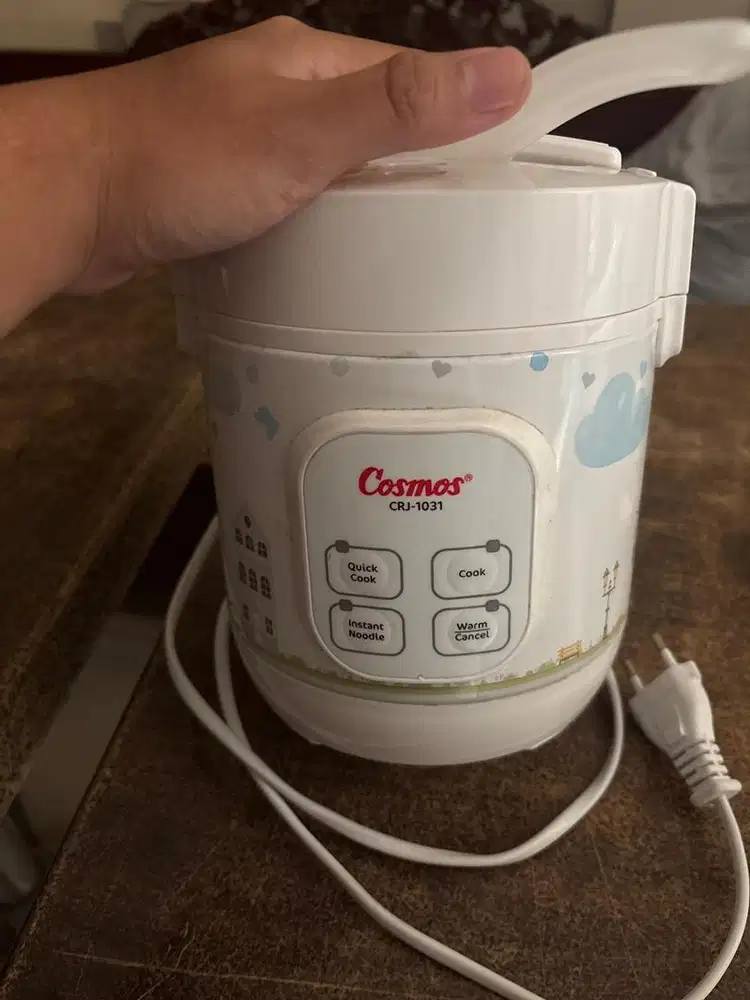 Magic Com Cosmos CRJ-1031