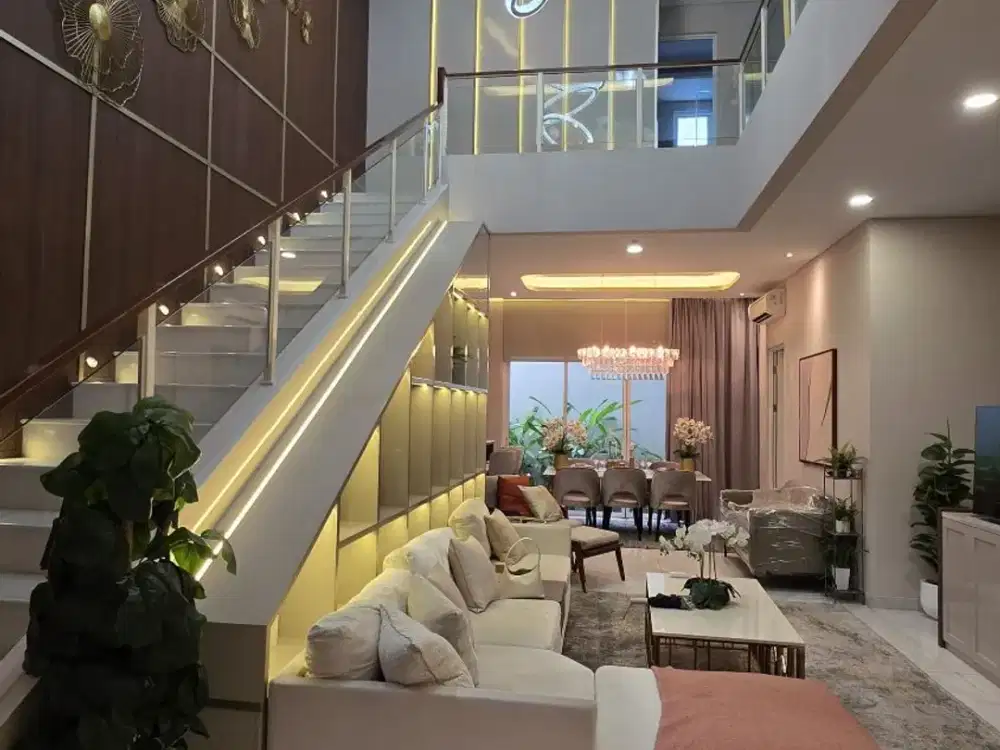 DIJUAL RUMAH MEWAH EX SHOW UNIT PASADENA  PARAMOUNT LAND  Unit spesial, kualitas terbaik (ex show unit)