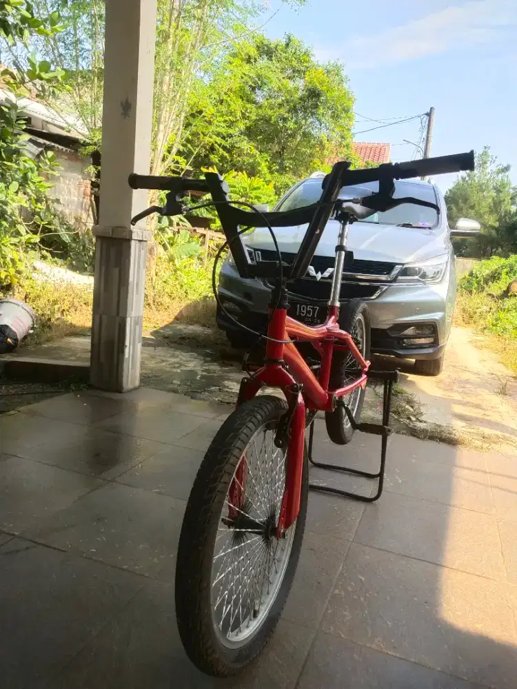 Sepeda BMX GT Vertigo 20