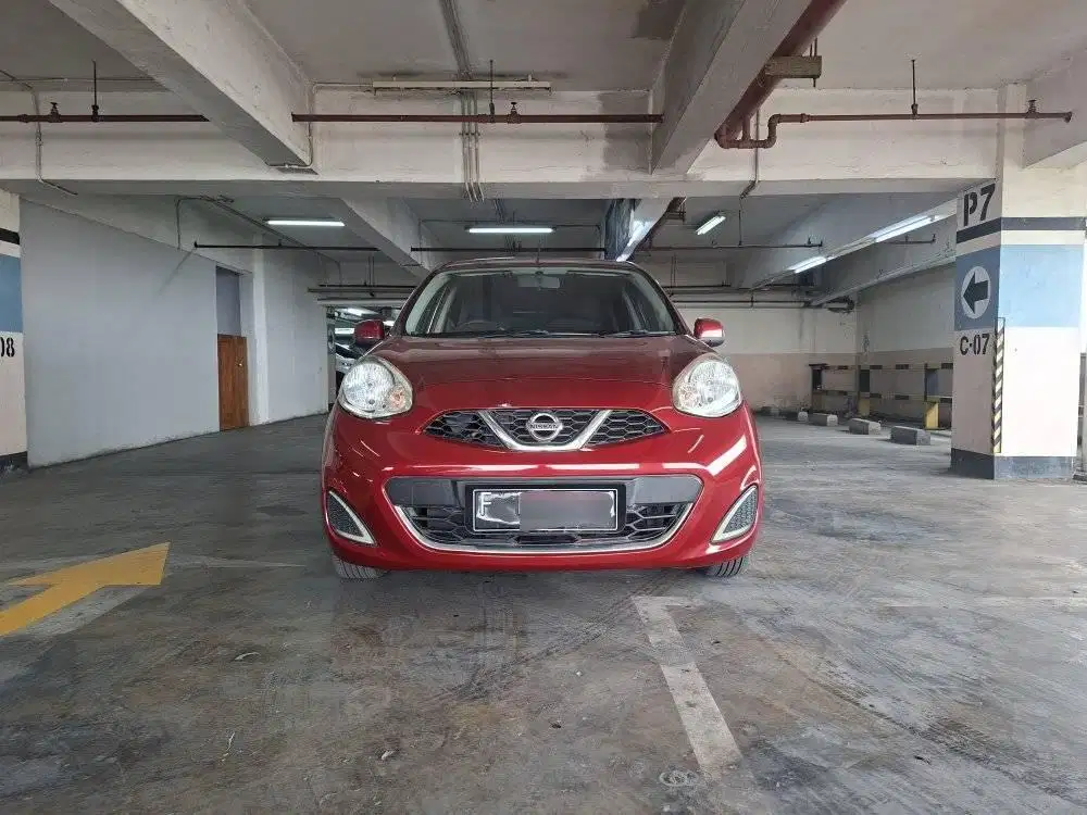 NISSAN MARCH 1.5 MT MANUAL 2017 MERAH KM 120RB