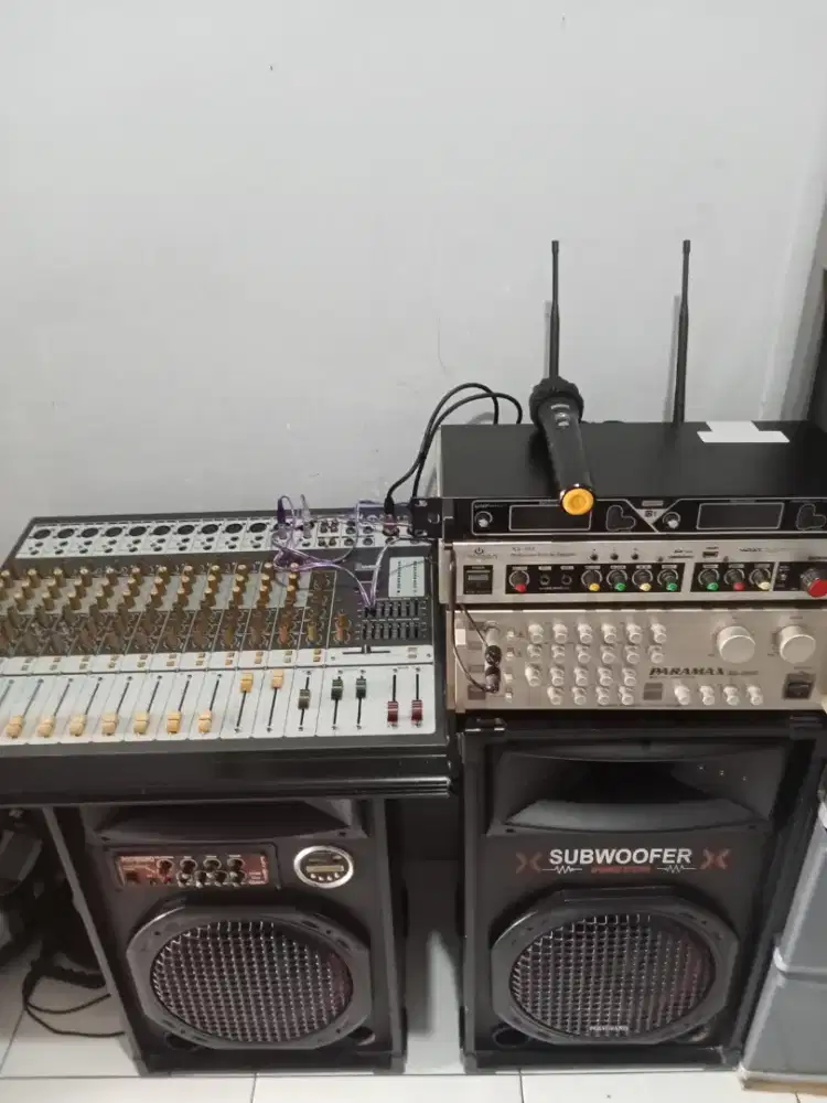 SEPERANGKAT AUDIO SOUNDS SISTEM LENGKAP