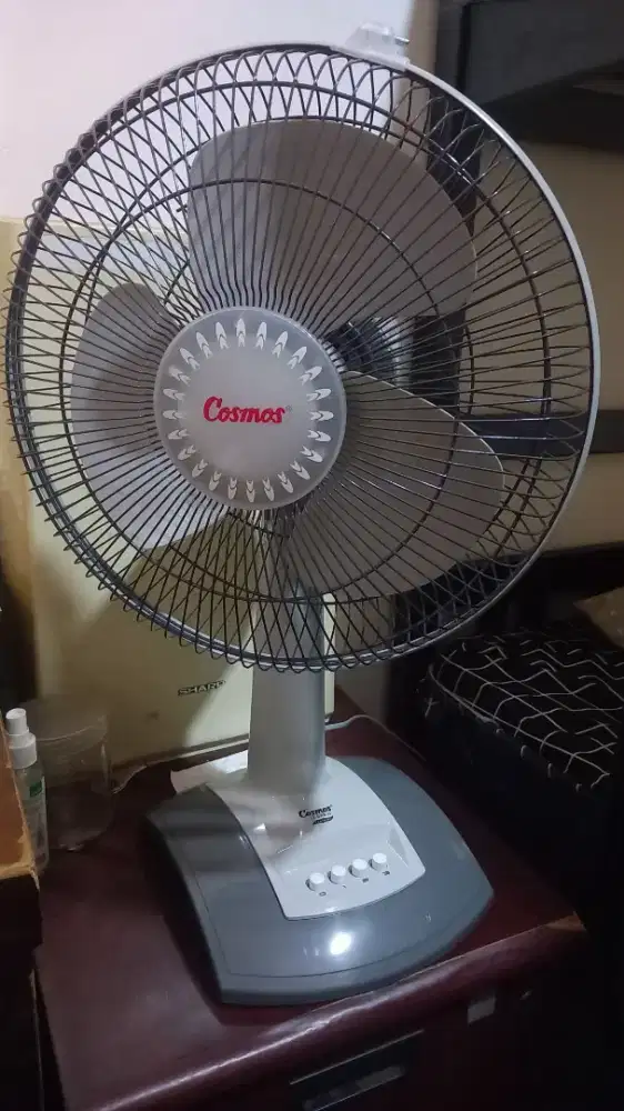 Kipas angin cosmos 12 inch