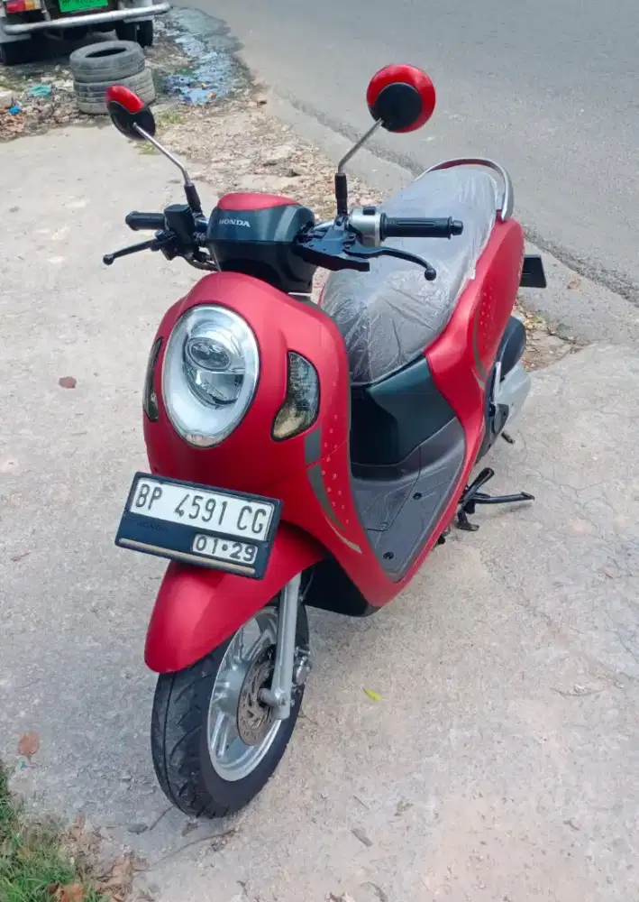 Dijual SCOOPY prestige 2024 Mera