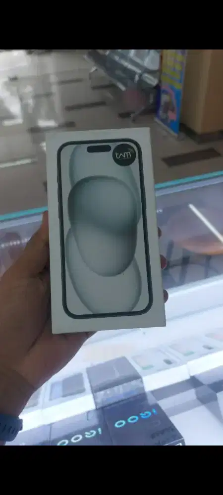 iPhone 15 BNIB garansi resmi tAm iBox