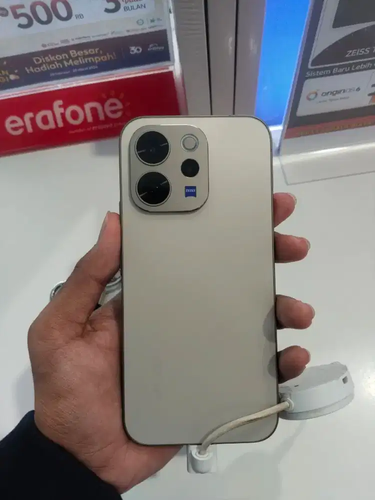 Vivo V70 5G 12+12/256