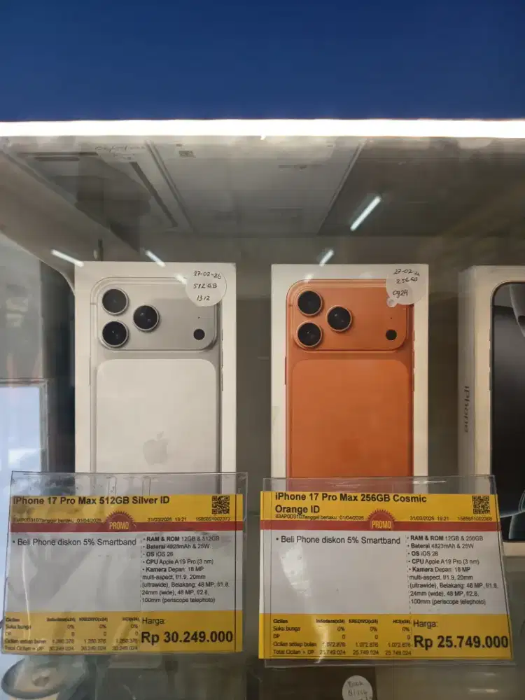 iphone 17 promax silver & orange