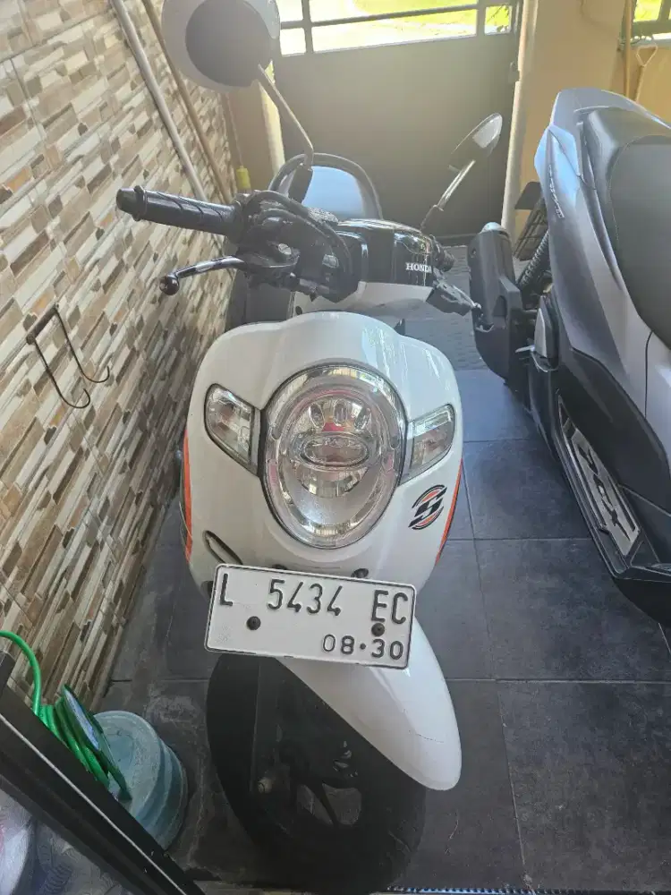 Dijual cepat Honda Scoopy