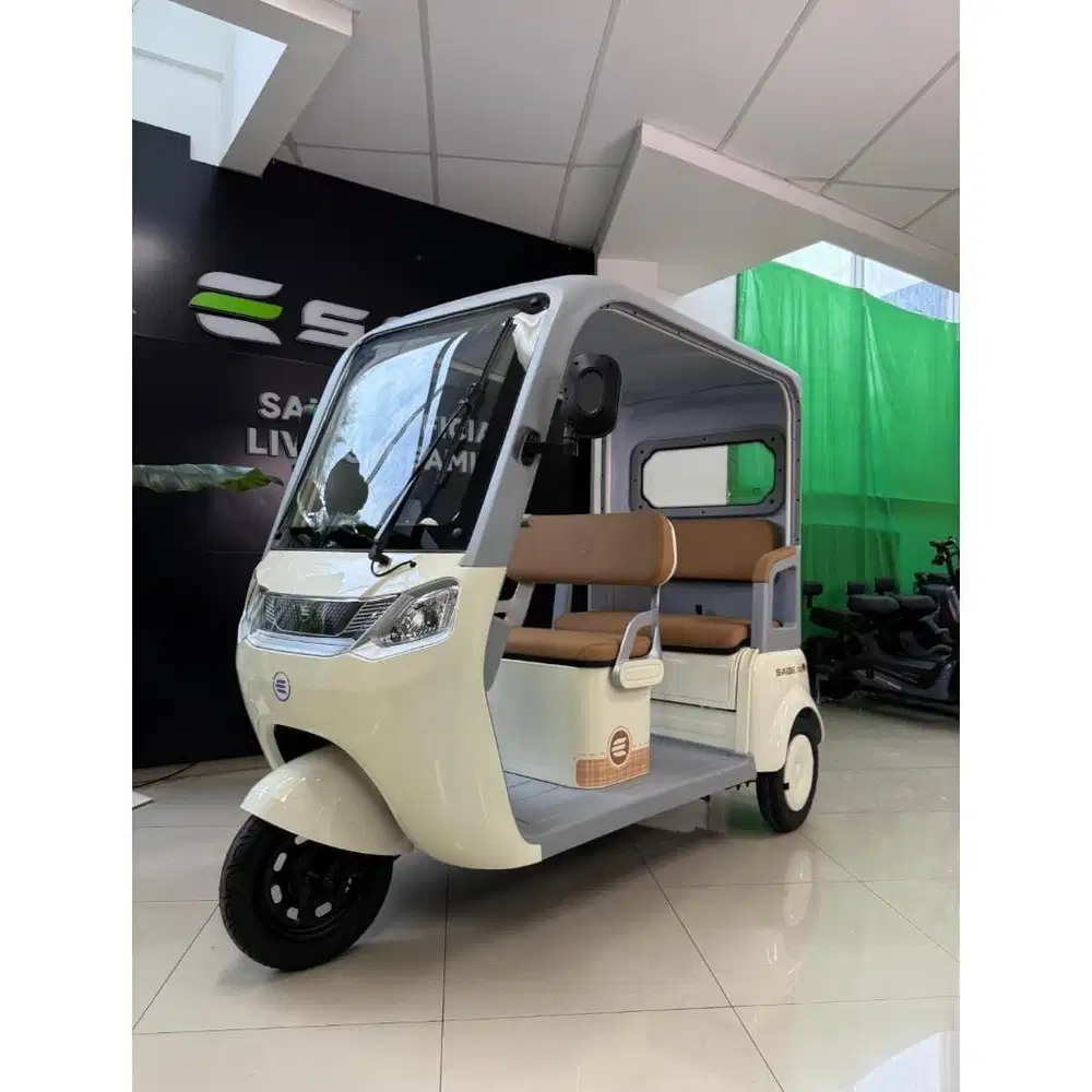 Saige Lyra Like New Bingitsss..